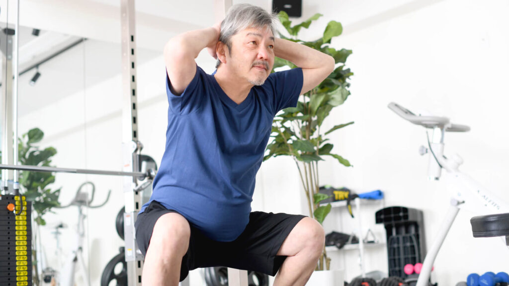 まずは重さOkgの筋力運動から。トレーナー（指導員）の適切な指導で筋肉を増やして膝を守りましょう。長崎県南島原市で唯一、筋トレのビッグ3のセミパーソナルレッスンを行っている寝たきり予防・メタボ予防（ダイエット）対策健康体操クラブ南島原市健康体操教室ZUTTOWAKAIなら安心です。